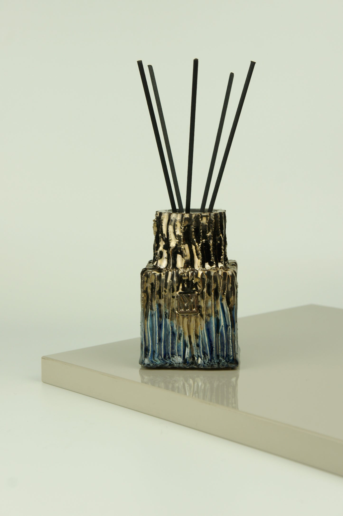 Set of three Ceramic diffusers for home fragrances - Hedonism collection