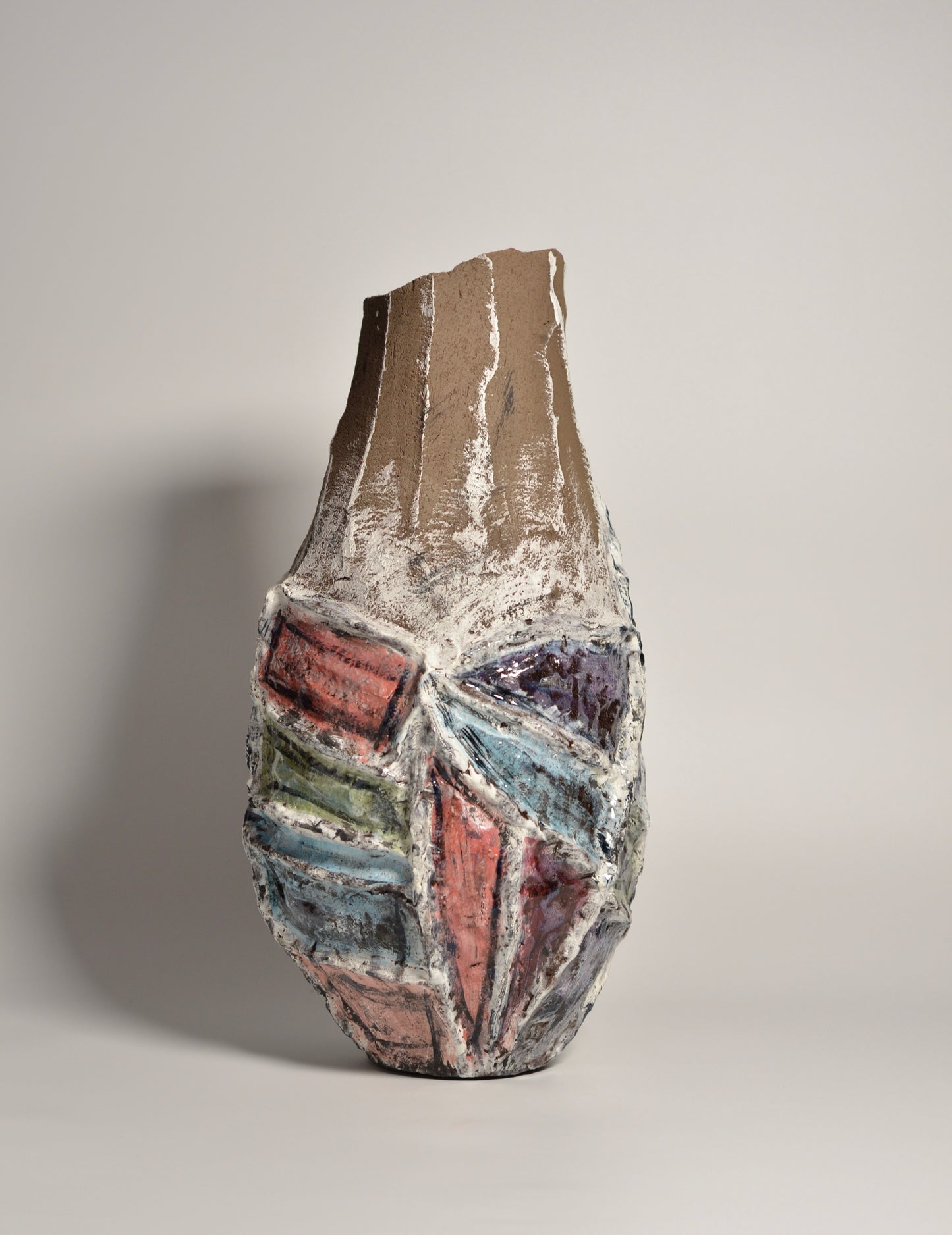 Sculpture Art vase BW