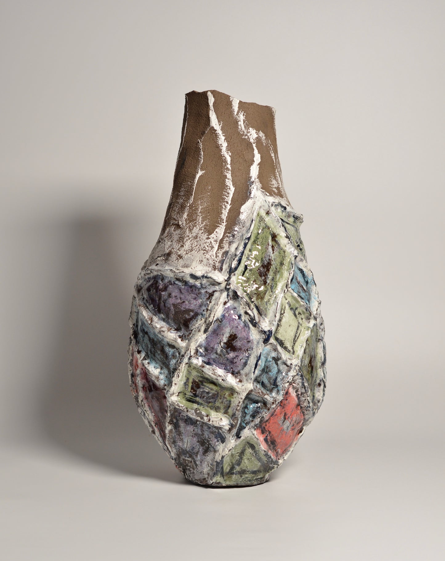 Sculpture Art vase BW