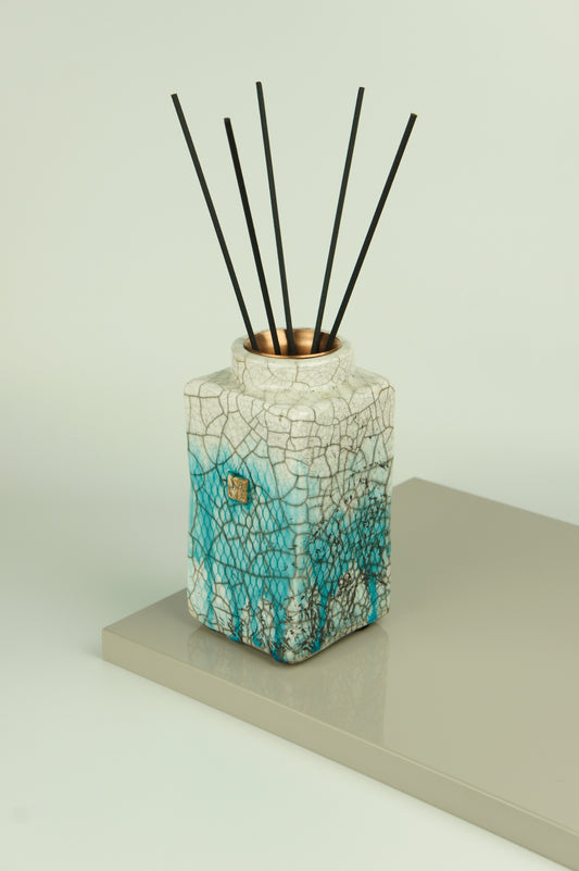 Ceramic diffuser for home fragrances. Wabi-sabi collection