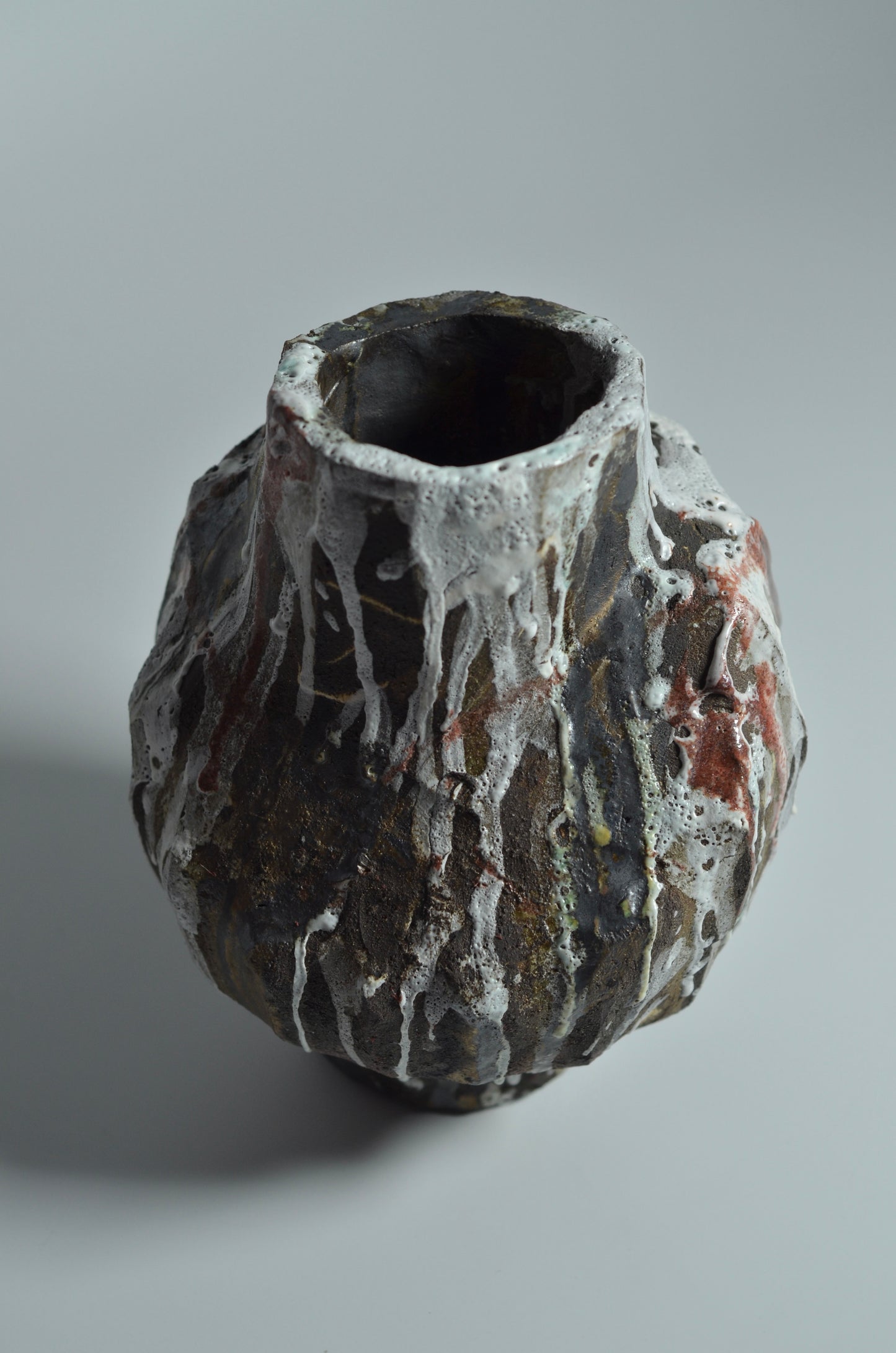 Ceramic vase VM golden