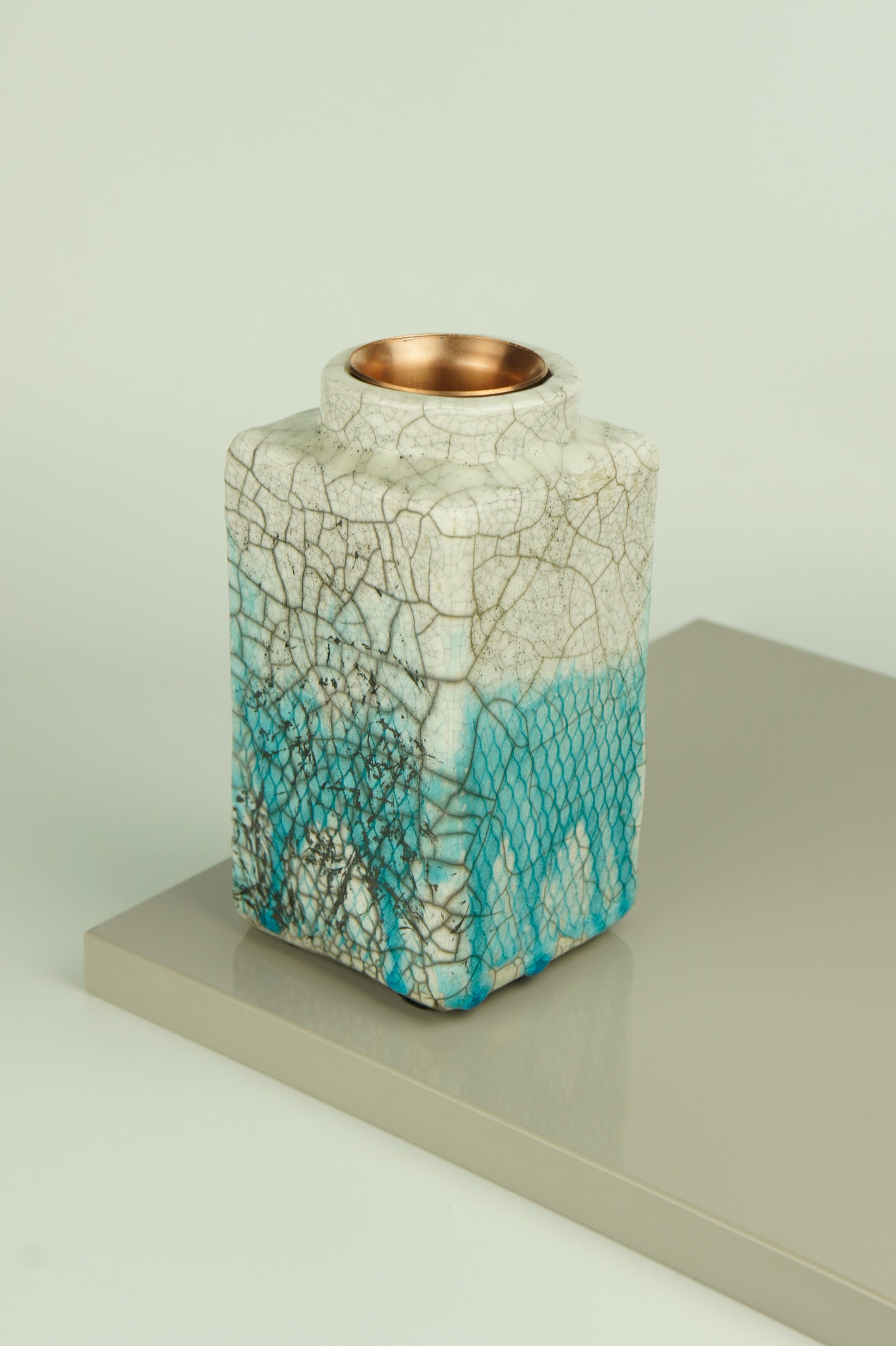 Ceramic diffuser for home fragrances. Wabi-sabi collection