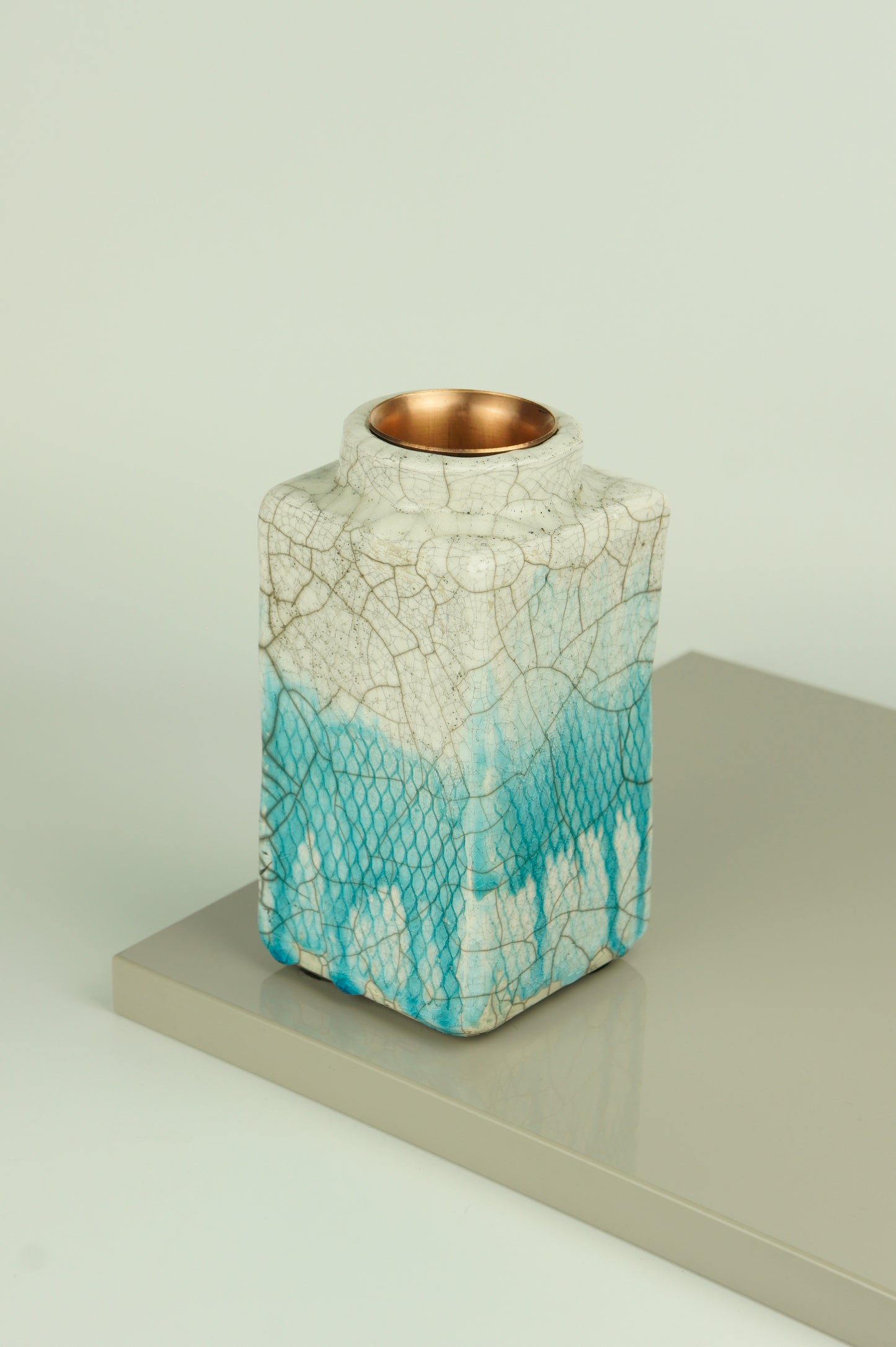 Ceramic diffuser for home fragrances. Wabi-sabi collection