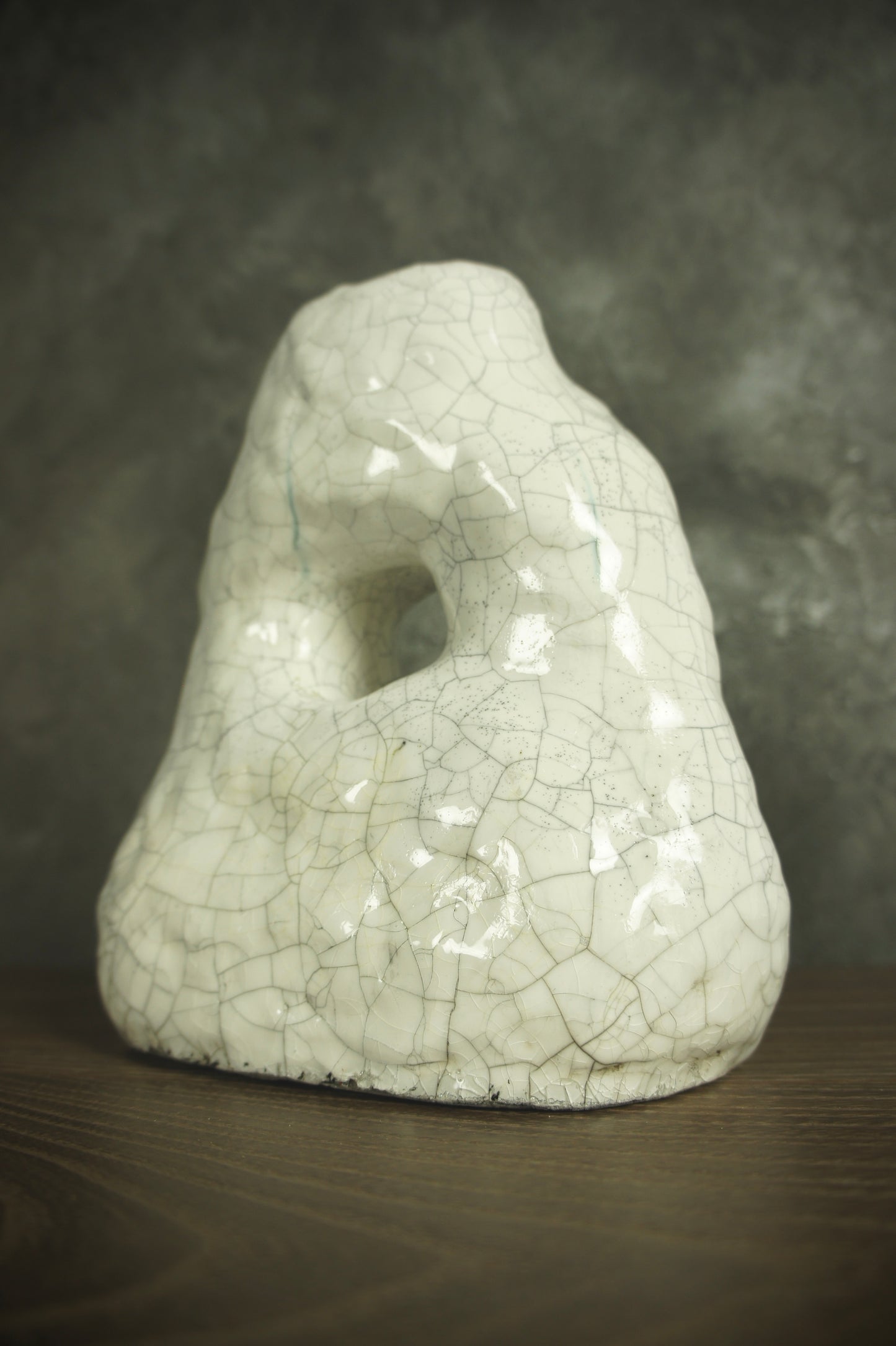 White color ceramic object with craquelure