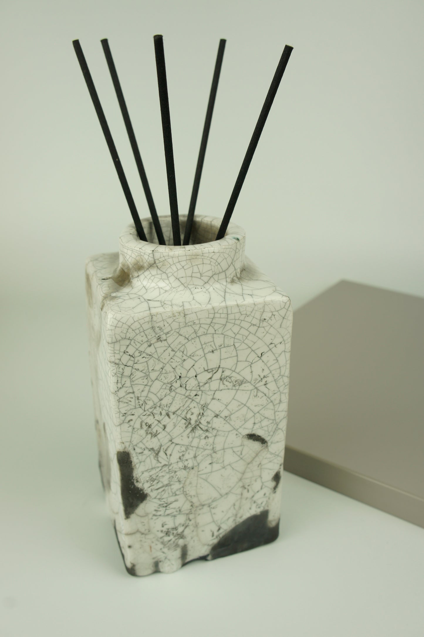 Ceramic diffuser for home fragrances. Wabi-sabi collection